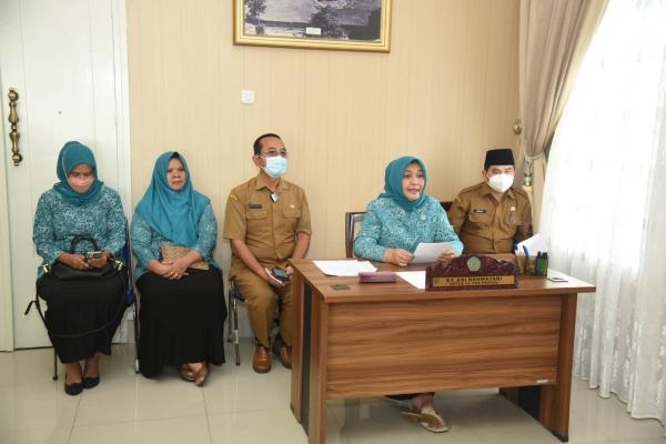 Nawal Lubis Ajak TP PKK Kabupaten/Kota Sukseskan Program Imunisasi di Sumut